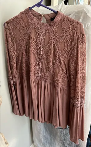 American Eagle Blouse thumbnail 1