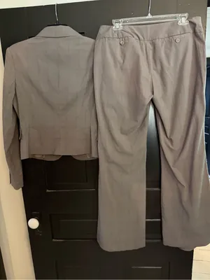 Express Women's Light Gray Plaid Two-Piece Suit Jacket & Pants thumbnail 5