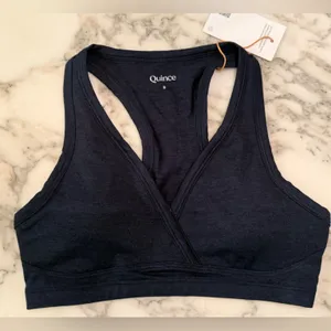 NWT Quince Women's Ultra Soft V Neck Racerback Heathered Storm Blue Sports Bra S thumbnail 4