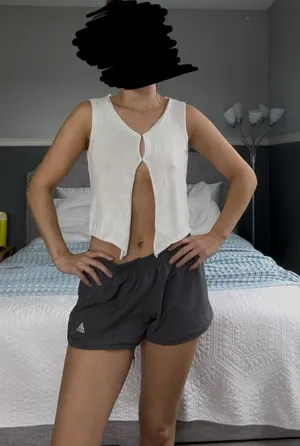 Knit Front thumbnail 1