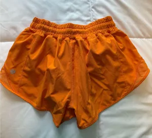 Lululemon Hotty Hot Shorts thumbnail 2