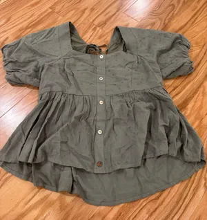 Hem & Thread thumbnail 1