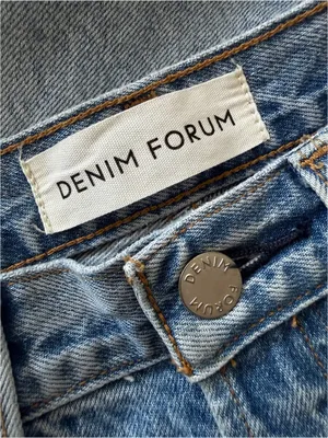 Aritzia Denim Forum Joni High Rise Loose Jeans Size 29L thumbnail 11