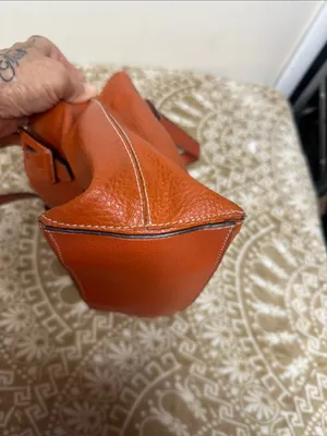 Liz Claiborne Burnt Orange Pebble Leather Shoulder Bag thumbnail 15
