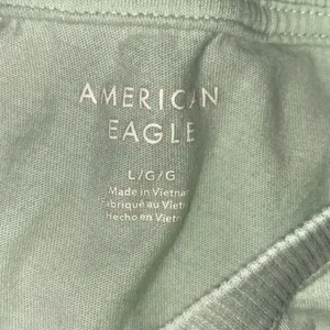 American Eagle Cropped Graphic T Shirt Size L thumbnail 2