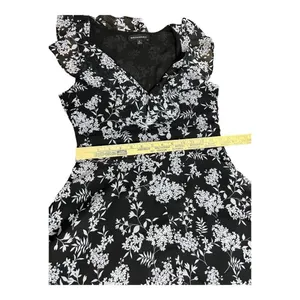 Banana Republic Elegant Ruffle Dress Black/White Floral print Size 4 Asymmetric thumbnail 8