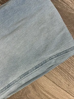 Hollister Ultra High-Rise Mom Jeans Size W23 L27 thumbnail 6