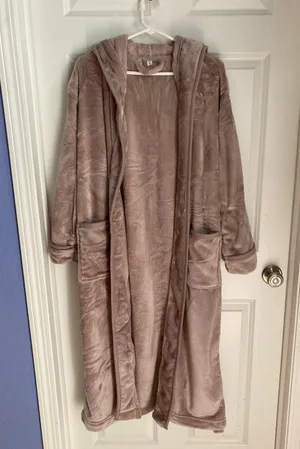 Brand New Bathrobe Pink thumbnail 1