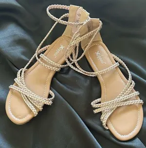 Xappeal Women's Braided Sandals - Gold size 9M GREAT SHAPE! Like New thumbnail 1