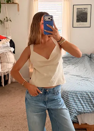 White Fox Top Boutique thumbnail 1