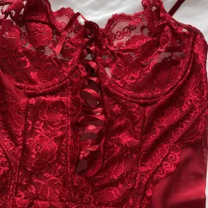 NWT Lace Chemise Red Size M thumbnail 2