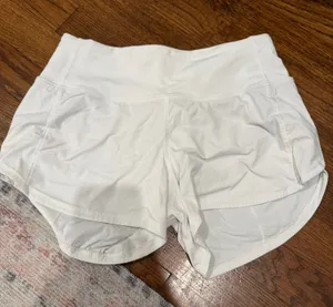Lululemon Shorts thumbnail 1