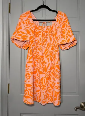 Sanctuary Neon Orange & Light Pink Leaf-Print Mini Dress thumbnail 1