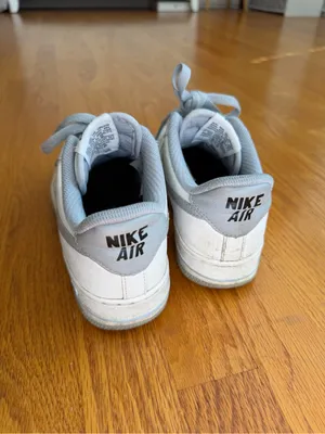 Nike Air Force 1 Sneakers with Light Gray Detailing thumbnail 8