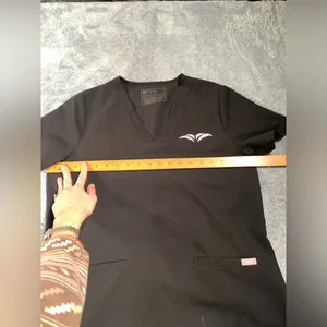Figs black technical collection top medium thumbnail 6