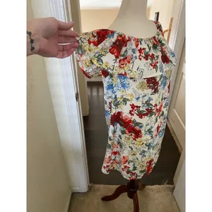 Abercrombie‎ & Fitch Floral Off-The-Shoulder Ruffle Mini Dress White Small thumbnail 15