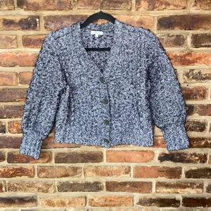 Madewell Grey Cable Knit V-Neck Cropped Cardigan Sweater Women's Size Medium thumbnail 2