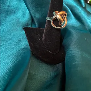 18K Electroplated Love Knot Ring Size 6 Gold thumbnail 3