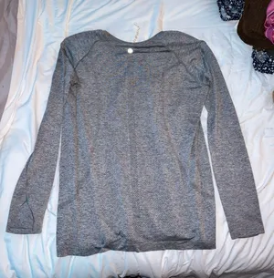 Lululemon Swiftly Tech Long Sleeve thumbnail 4
