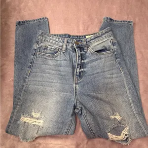 Brides by Gly (Buckle) Mom Fit Jeans thumbnail 2
