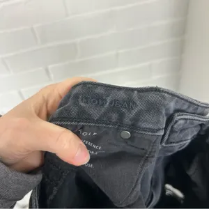 American Eagle Black Distressed Denim Mom Jeans Size 10 thumbnail 3
