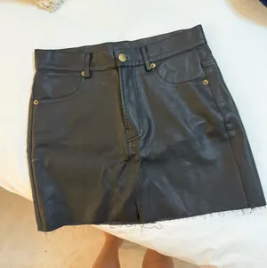 Leather Skirt Black thumbnail 1