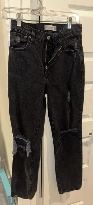 Abercrombie 90s Straight Ultra High Rise Jeans thumbnail 1