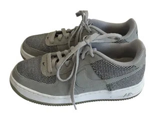 Nike Air Force 1 Premium GS Cool Grey Wolf Grey Sneakers Youth 6Y / Women’s 7.5 thumbnail 1