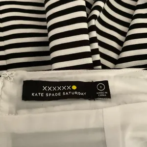 Kate Spade Saturday Full Pleated Stripe Mini Skirt Size 0 Navy White‎ thumbnail 2