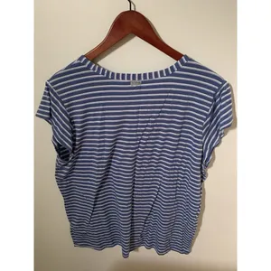 Columbia Womens Size L Top Activewear Blue White Striped V-neck Athletic Top thumbnail 3