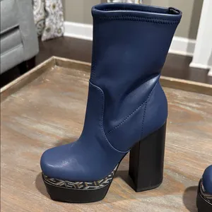 New Guess Women's Caballa Platform Block‎ Heel Boots Blue Size 6 Whimsigoth thumbnail 4