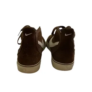 Nike Toki Brown High Top Sneaker, Suede, Men’s Sz 6.5 Women Sz 8, Cozy, Vintage thumbnail 4