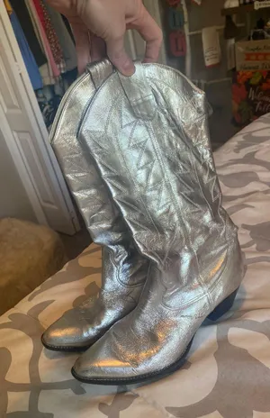 Cow Girl Boots Size 8 thumbnail 1