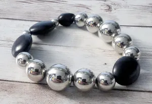 Vintage Stretch Bracelet Black & Silver Tone thumbnail 1