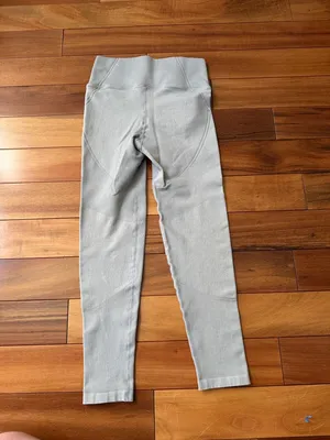 Offline by aerie Light Gray High-Waist Leggings thumbnail 2
