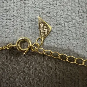 Delicate Gold Necklace with Floral Pendant thumbnail 3