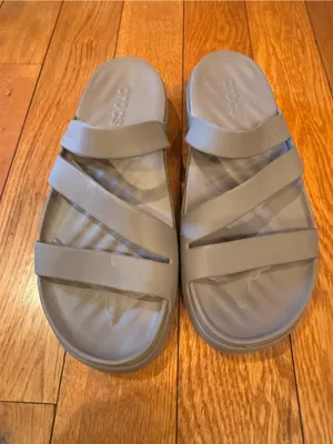 Crocs Women's Getaway Strappy Sandals – Truffle Brown – Size 11 NWOT thumbnail 2