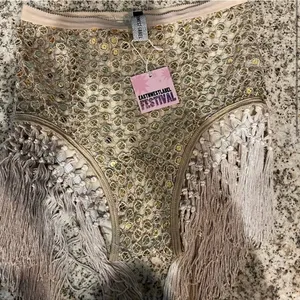 East & West Hot pant thumbnail 2