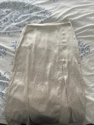 Abercrombie & Fitch Cream Printed Pencil Skirt thumbnail 2