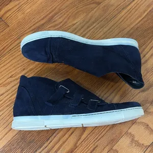 Stuart Weitzman Navy Blue Suede Triple‎ Strap Sneakers Women's 9.5 M 73188 thumbnail 6