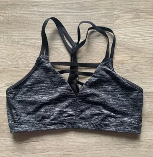 Victoria's Secret Victoria sports bra thumbnail 1
