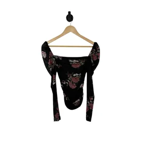 Superdown Revolve Women’s Scarlett Puff Sleeve Floral Mesh Top Black/Pink M thumbnail 2