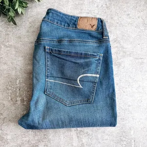 American Eagle Super Stretch Jegging Medium Wash Size 8 thumbnail 2