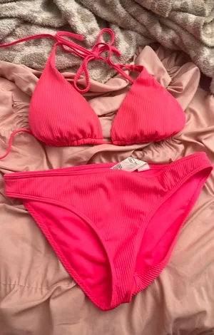 Hollister Swimsuit thumbnail 1