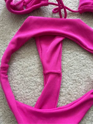 Hot Pink Ribbed Triangle Bikini Set thumbnail 4