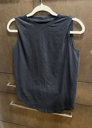 Lululemon all yours black tank women's 8 thumbnail 1