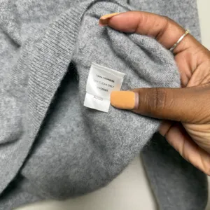 Nordstrom Women 100%‎ Cashmere V-Neck Sweater Large Gray Preppy Minimalist Crop thumbnail 2
