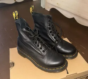 Dr. Martens Pascal Boot thumbnail 1