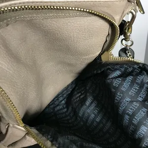 Steve Madden Taupe Faux Leather Crossbody Bag Purse thumbnail 3