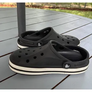 Crocs Bayaband Clogs Black White Men's 4 Women's 6 Comfort Slip On Shoes Sandals thumbnail 5